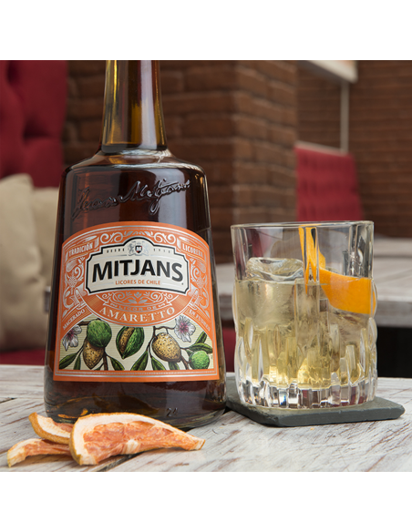 Licores y Destilados Licor de Amaretto Marca Mitjans